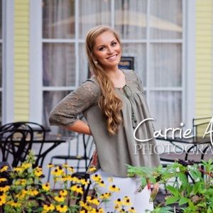 Meet your Posher, Hannah